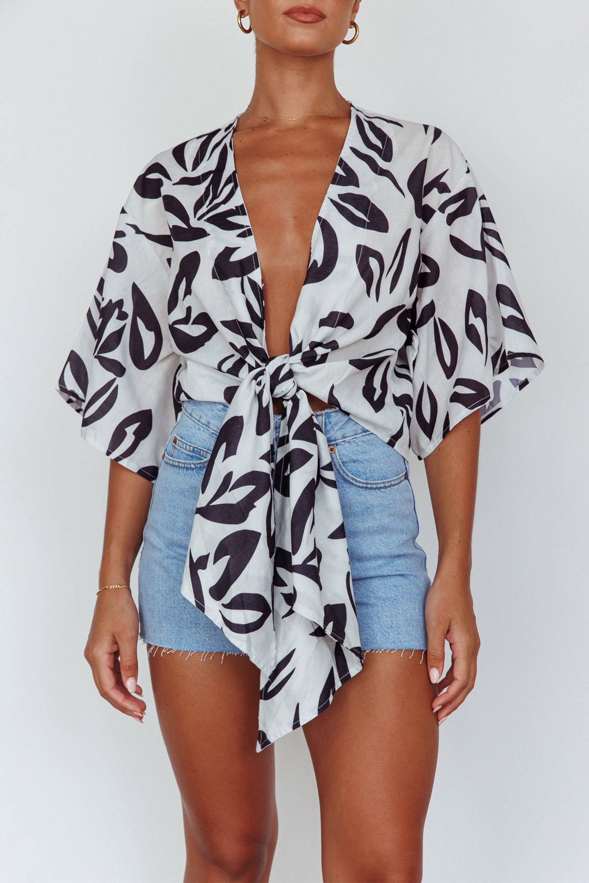 Rivera Deep-V Waist-Tie Top Leaves Black