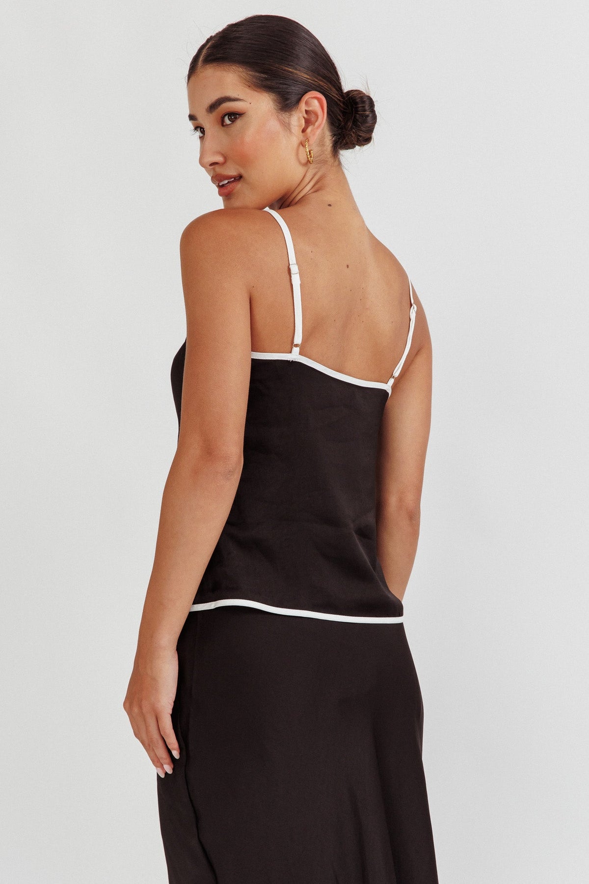 Only One Tie Front Top Black