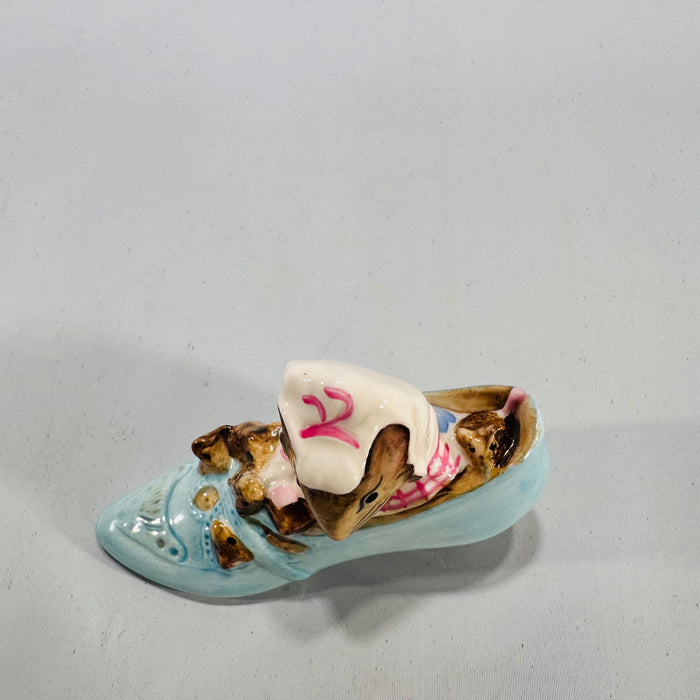 Beatrix Potter Beswick Figurine — “The Old Woman Who Lived in a Shoe” (1959)