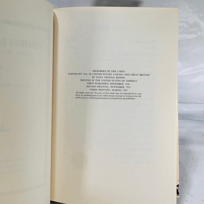 Memories of the Lakes by Dana Thomas Bowen (1969), Freshwater Press, Hardcover with Dust Jacket